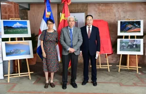 UNICARIBE y la Embajada de la República Popular China inauguran exposición fotográfica cultural en el campus universitario de Santo Domingo