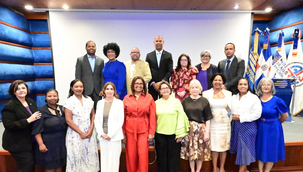 UNICARIBE se une a la celebración del 46 aniversario de la Asociación de Bibliotecas Universitarias Dominicanas (ABUD)