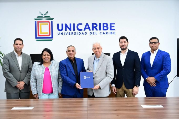 UNICARIBE se integra a ClusterSoft República Dominicana para impulsar la innovación tecnológica